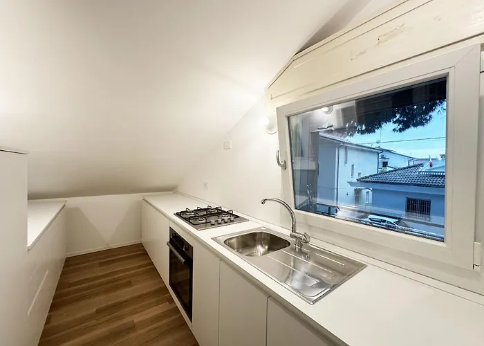 Via Foscolo 65 Rn 아파트 *